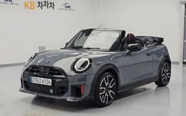 인천수입중고차시세표 컨버터블 (F67) JCW 매물 사진 8 - 2026/04 3,327km